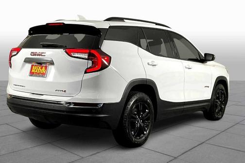 2024 GMC Terrain AT4