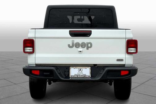 2023 Jeep Gladiator Overland