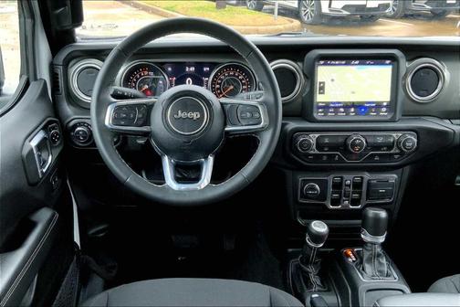2023 Jeep Gladiator Overland