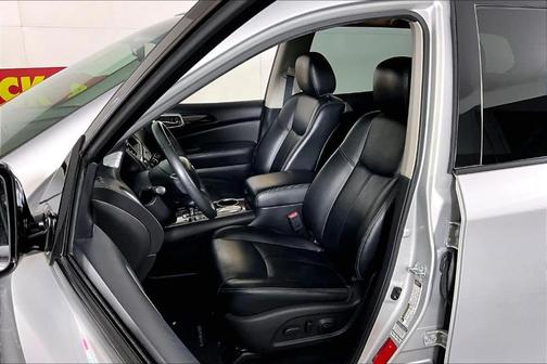 2015 Nissan Pathfinder SL