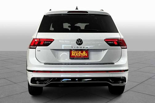 2022 Volkswagen Tiguan 2.0T SE R-Line Black