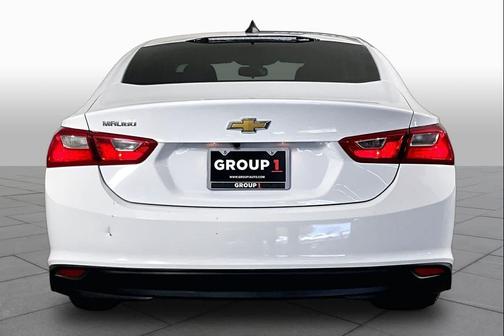 Summit White 2022 Chevrolet Malibu 1LS