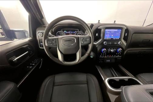White Frost Tri-Coat 2022 GMC Sierra 2500 Denali