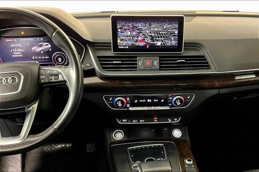 2020 Audi Q5 40 Premium Plus