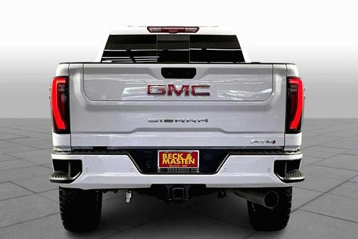 2024 GMC Sierra 2500 AT4