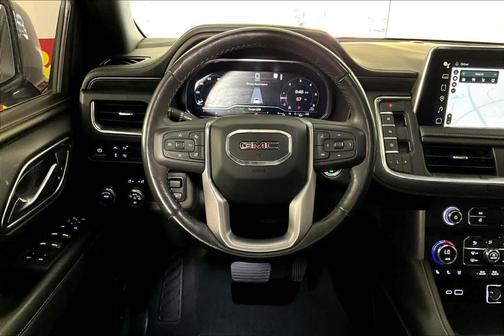 2022 GMC Yukon XL SLT