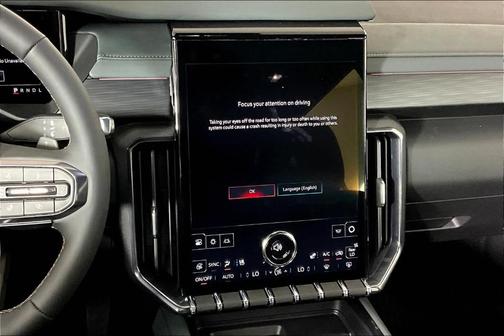 2025 GMC Acadia AT4
