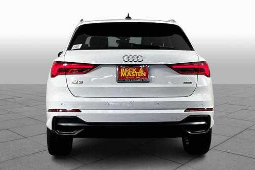 2020 Audi Q3 45 S line Premium