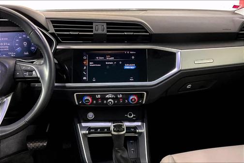 2020 Audi Q3 45 S line Premium