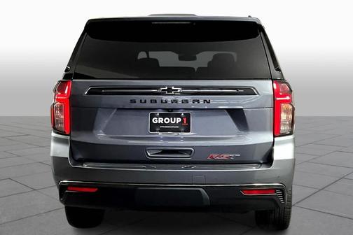 2022 Chevrolet Suburban RST