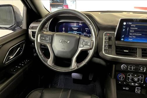 2022 Chevrolet Suburban RST