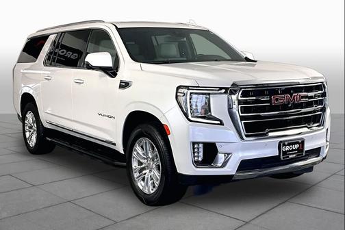 White Frost Tri-Coat 2023 GMC Yukon XL SLT