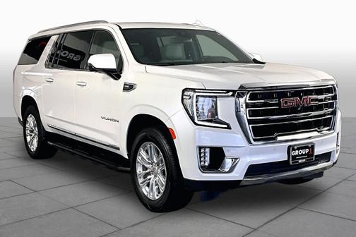 White Frost Tri-Coat 2023 GMC Yukon XL SLT