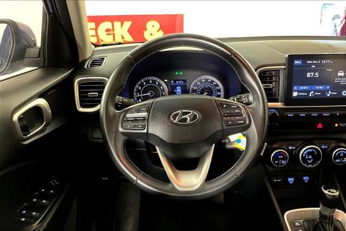 2021 Hyundai VENUE SEL