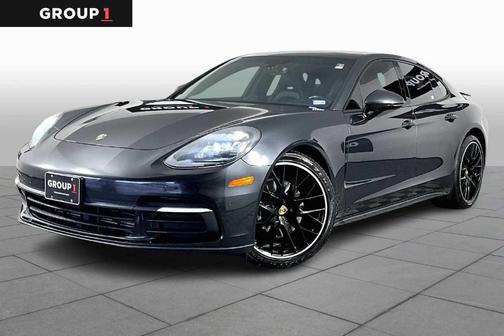 2018 Porsche Panamera Base