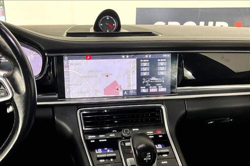 2018 Porsche Panamera Base