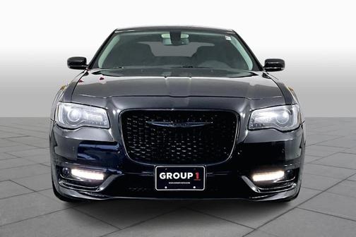 2022 Chrysler 300 Touring L
