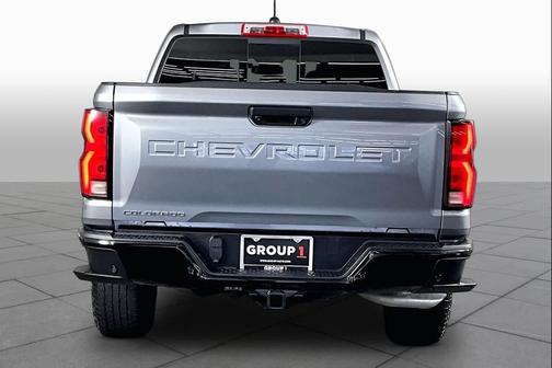Sterling Gray Metallic 2024 Chevrolet Colorado Z71