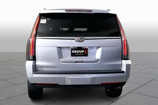 2018 Cadillac Escalade ESV Luxury