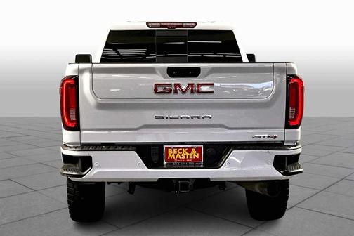 2022 GMC Sierra 2500 AT4