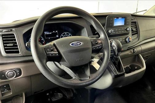 2022 Ford Transit-250 Base