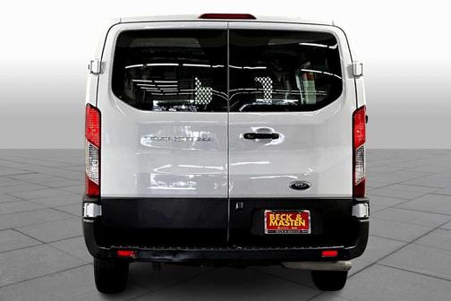 2022 Ford Transit-250 Base