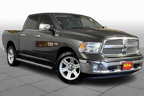 2017 RAM 1500 SLT