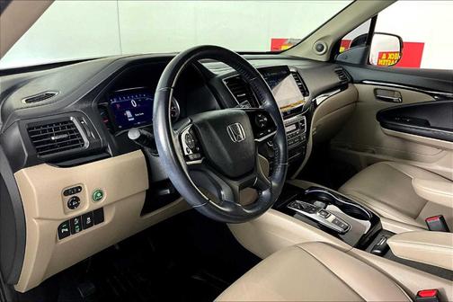 2021 Honda Pilot Touring 7-Passenger