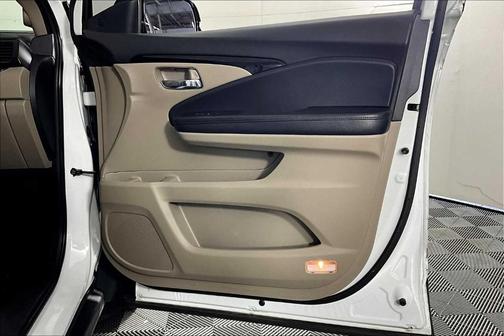 2021 Honda Pilot Touring 7-Passenger