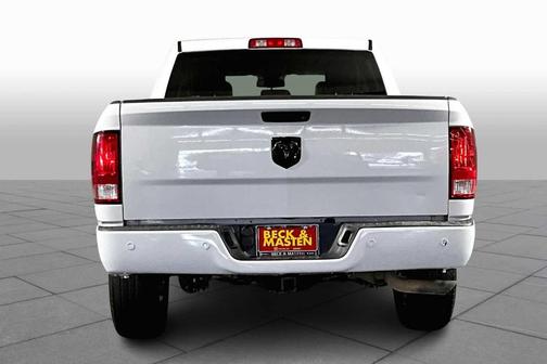 2018 RAM 1500 ST