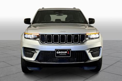 2024 Jeep Grand Cherokee Laredo X