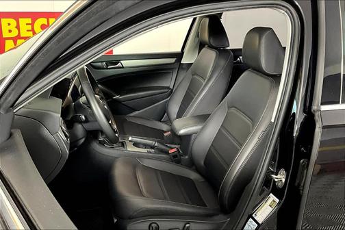 2021 Volkswagen Passat 2.0T SE