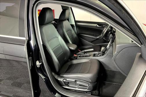 2021 Volkswagen Passat 2.0T SE