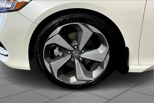 2018 Honda Accord Touring 2.0T