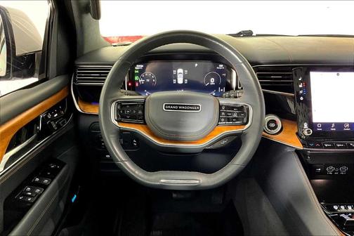 2022 Jeep Grand Wagoneer Series III