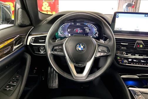 2023 BMW 530e 530e xDrive