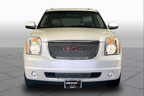 White Diamond Tri-Coat 2013 GMC Yukon XL 1500 Denali
