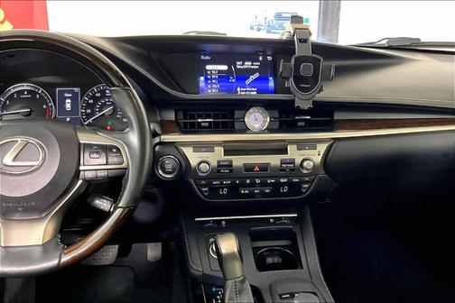 2016 Lexus ES 350 Base