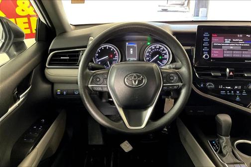 2022 Toyota Camry LE