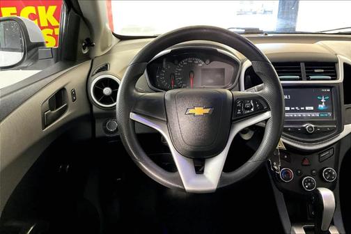 2017 Chevrolet Sonic LS