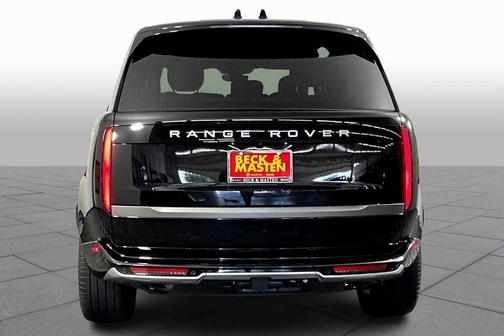 2024 Land Rover Range Rover P400 SE