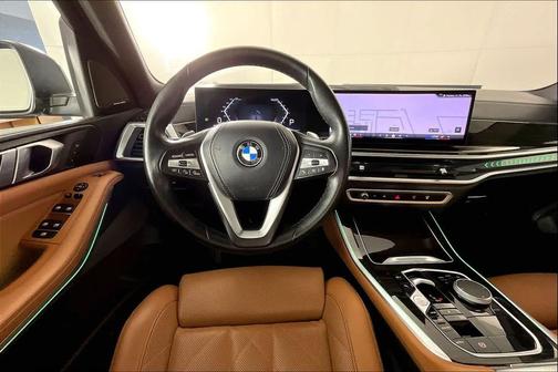 Black Sapphire Metallic 2024 BMW X5 sDrive40i