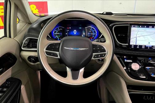 2021 Chrysler Pacifica Hybrid Limited