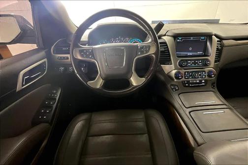 Smokey Quartz Metallic 2019 GMC Yukon XL Denali
