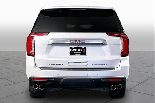 White Frost Tri-Coat 2022 GMC Yukon Denali