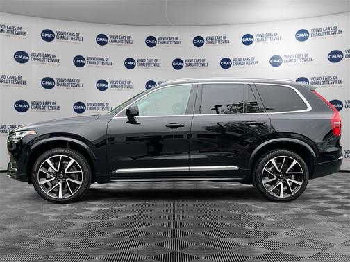2023 Volvo XC90 B5 AWD Plus