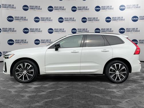 2023 Volvo XC60 B5 AWD Plus Dark