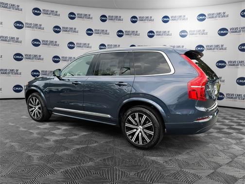2025 Volvo XC90 B6 Plus 7-Seater