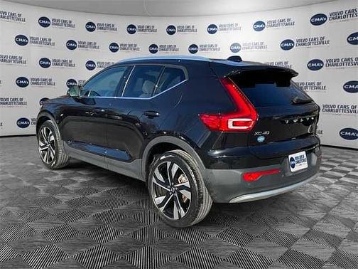 2023 Volvo XC40 Plus
