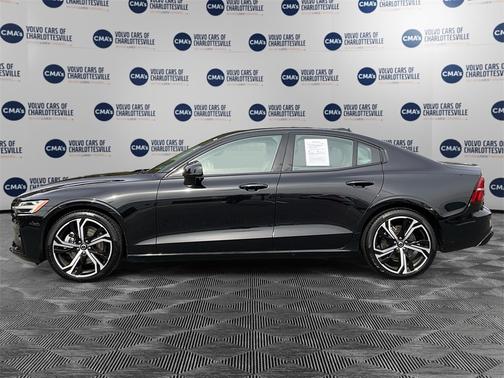 2024 Volvo S60 B5 Core Dark